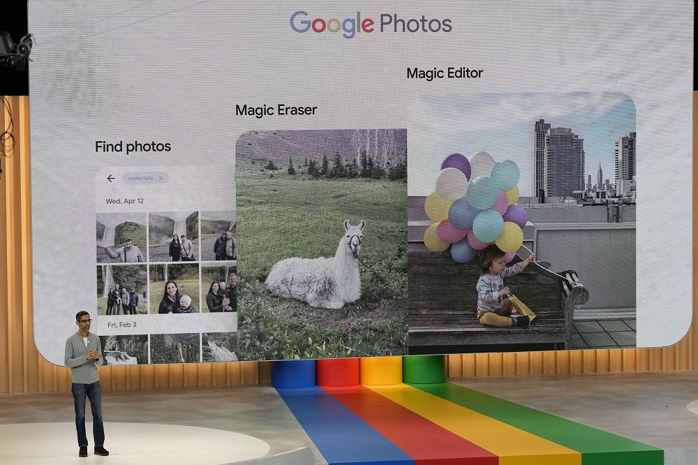 Google及其母公司Alphabet執行長皮查伊，在Google I/O開發者大會上談論Google的新服務。（美聯社）