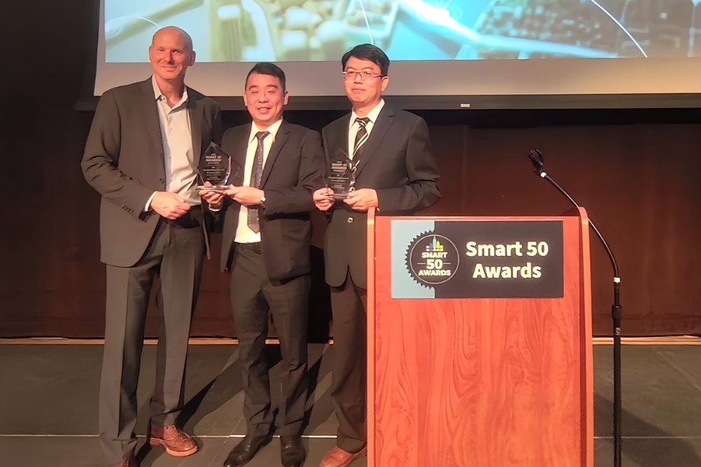 桃園市政府拿下第7屆智慧50年度大獎2個獎項，是亞洲唯一獲得雙獎肯定的城市。（桃園市政府提供）
