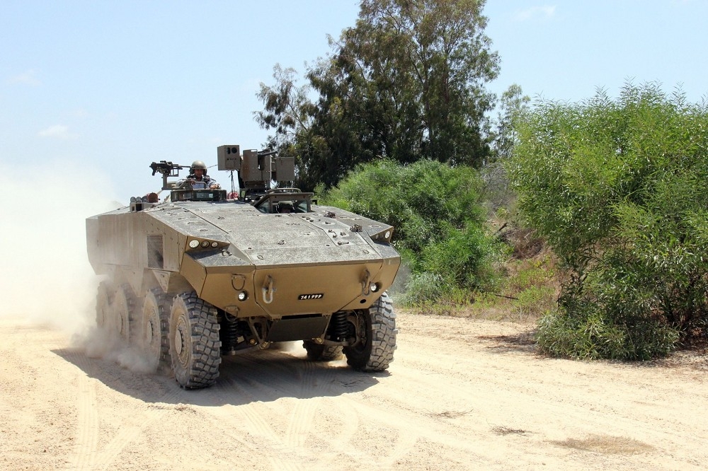 以色列軍方接收首批「艾坦」甲車，將逐步汰換老舊的M113運兵車，提升兵力投射效率。（取自以色列國防部網站）