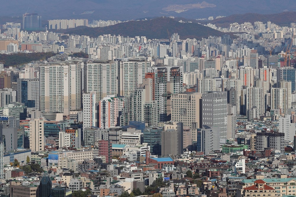 南韓官方數據顯示，外國人擁有的房地產中，中國買家佔比54%。（美聯社）