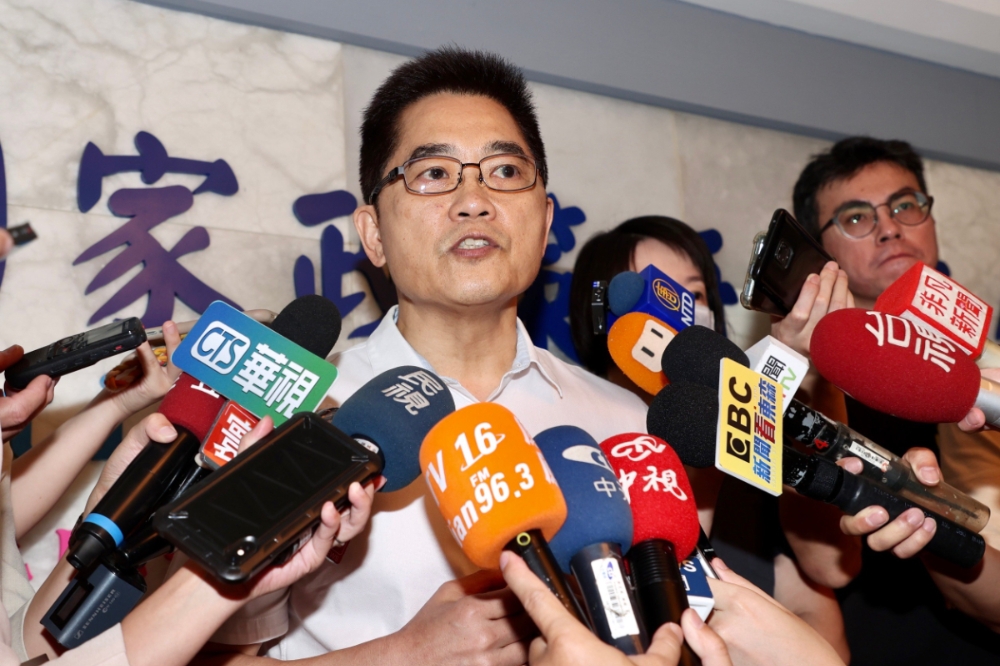 黃健庭表示，國民黨整合郭台銘還需要一些時間。（張哲偉攝）