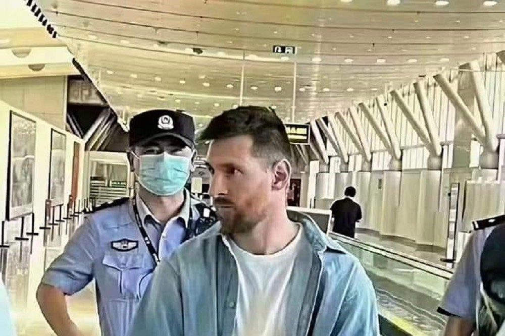 阿根廷球王梅西帶錯護照受困北京機場。（取自推特）