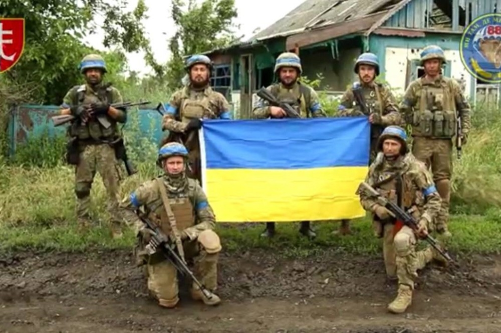 烏克蘭國防部12日表示，烏軍已奪回烏國東南部7座村莊。（取自推特）