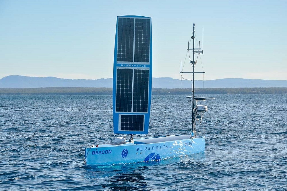 澳洲皇家海軍完成5艘「藍瓶」無人艇接收作業，沿岸地帶監控以及水下活動偵測能力都獲得提升。（取自澳洲國防部網站）
