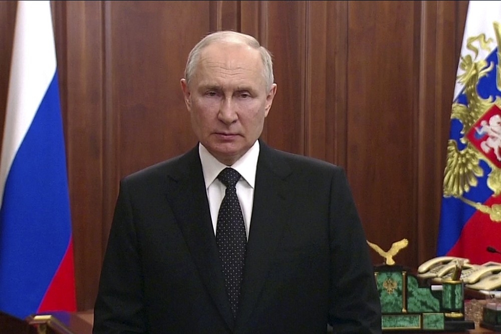 俄國總統普丁向全國發表講話，表明將嚴懲叛國行為。（美聯社）