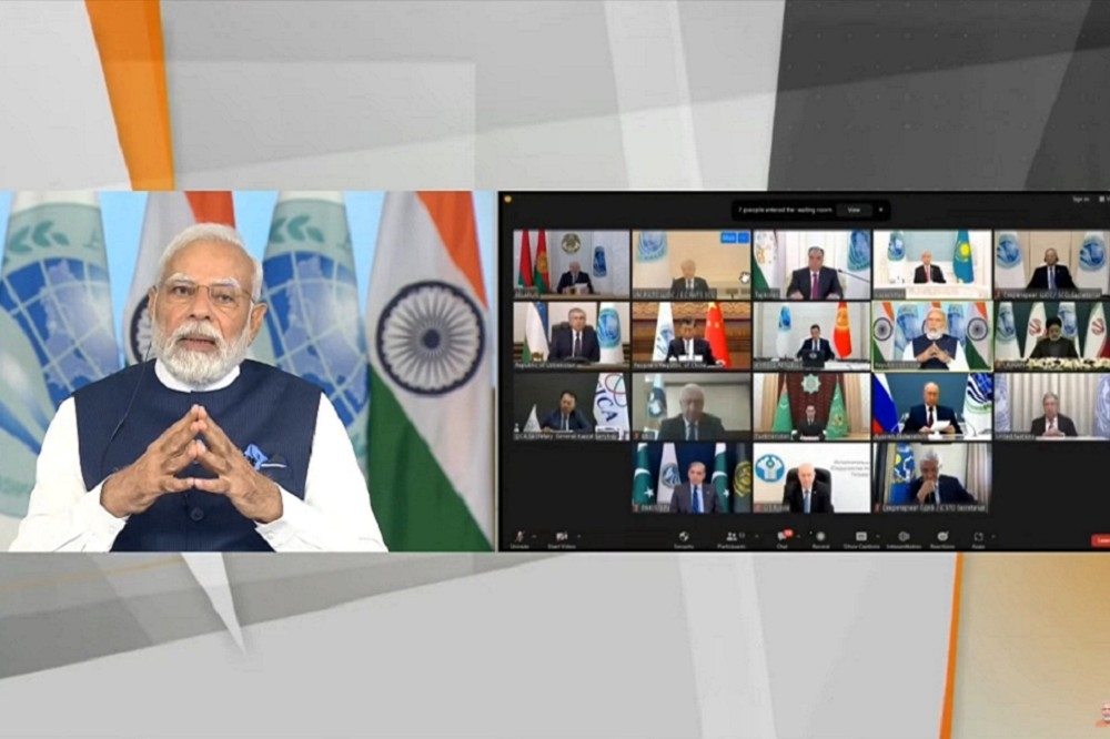 擔任上合組織輪值主席的印度總理莫迪，4日透過視訊發表談話。（取自莫迪YouTue影片）