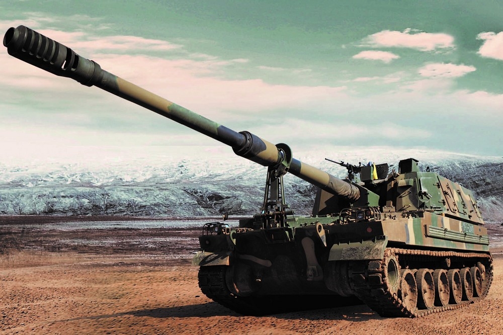 為了提升地面單位打擊力，羅馬尼亞計畫採購59門K9自走砲。（取自韓華航太FB）