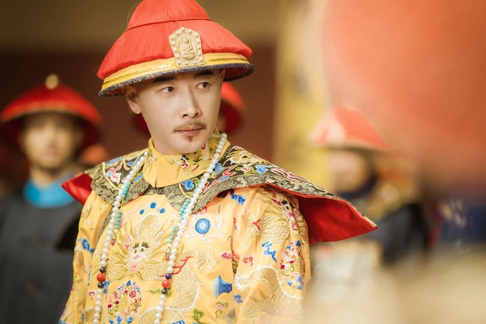 中國男星羅晉在中國電視劇《天下長河》裡飾演康熙（圖片取自網路）