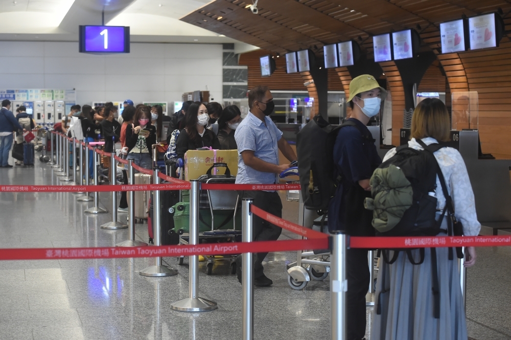 颱風「卡努」正朝琉球方向前進，各家航空公司也針對部分航班進行異動或取消。（資料照片／張哲偉攝）