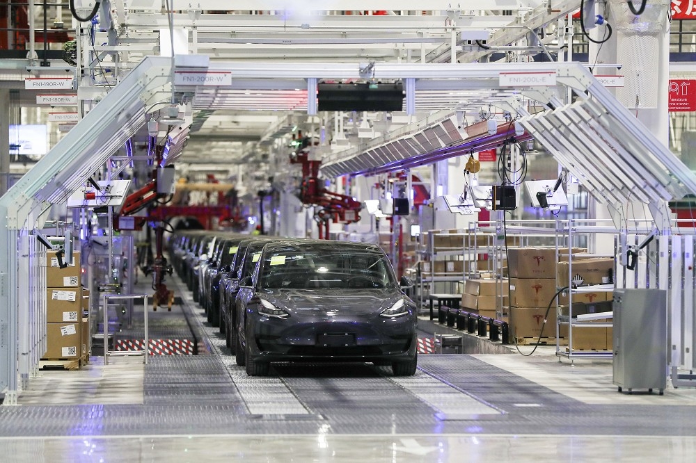 特斯拉在上海的工廠，貢獻中國近一成的汽車出口。（美聯社）
