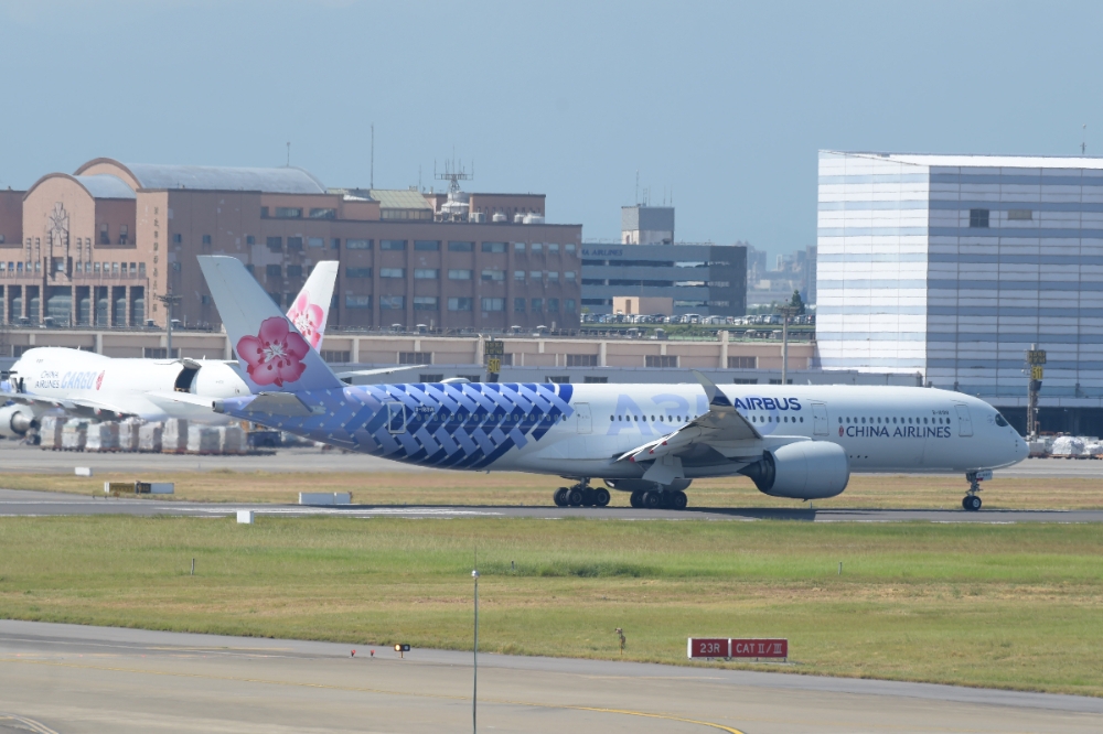 受颱風影響，多家航空公司取消日本班機，包括華航、長榮、樂桃航空等。（資料照片／張哲偉攝）