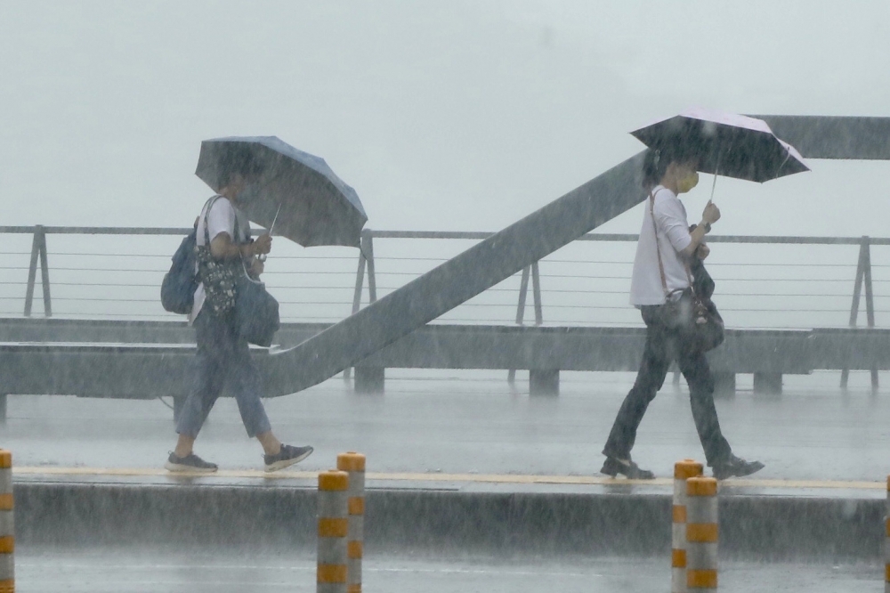 海葵颱風帶來的雨勢驚人。（資料照片／王侑聖攝）