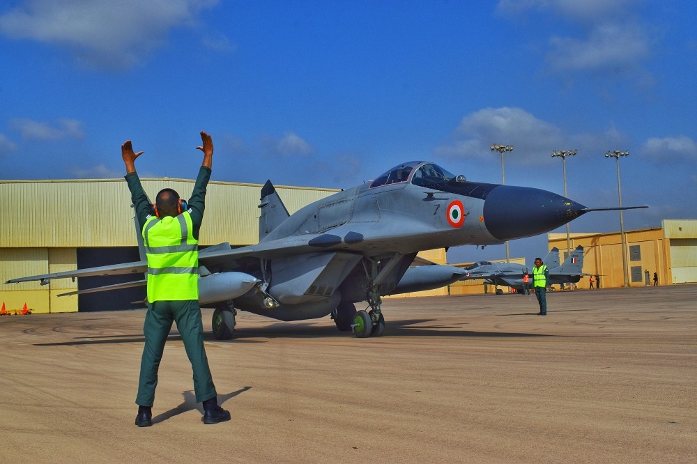 印度計畫升級位於拉達克地區的機場，提升國土防禦能力，圖為印度空軍MiG-29戰機。（取自印度空軍X社群平台）