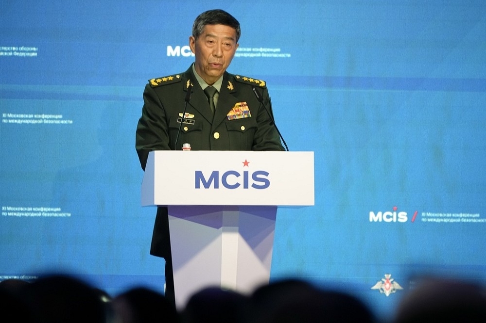 彭博分析认为，受到美方制裁的中国防长李尚福去职，反将成为中美重启高阶军事会谈契机。（美联社）(photo:UpMedia)