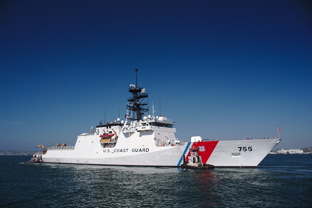 美國海岸防衛隊執法用的的巡防艦，擁有先進的雷達與感測裝置，性能與火力不輸一般海軍巡邏艦。（取自USCG）