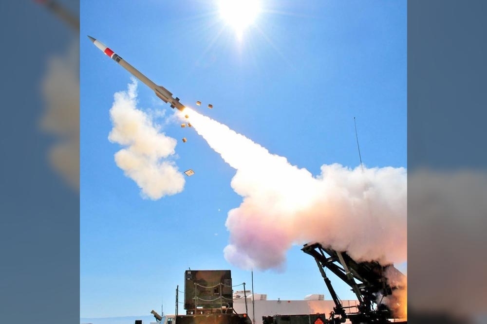 台灣購買愛國者三型防空飛彈，將在美軍技術協助下，進行實彈射擊驗測，陸軍亦派復仇者飛彈部隊前往接受實彈測考。圖為PAC-3 MSE型飛彈。（取自lockheed martin 推特）