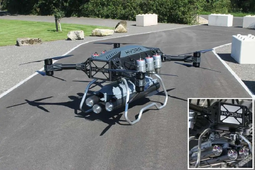 英國陸軍推出的Hydra 400無人機可搭載3枚硫磺飛彈。（英國國防部）