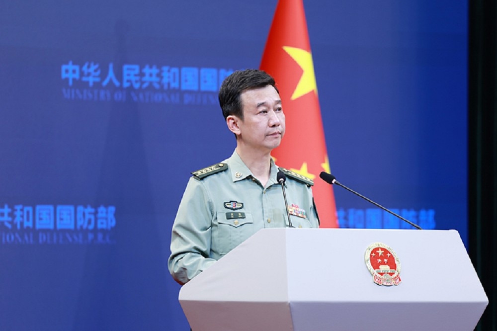 中國國防部發言人吳謙，28日在記者會中表示「不了解」防長李尚福的去向。（取自中國國防部網站）