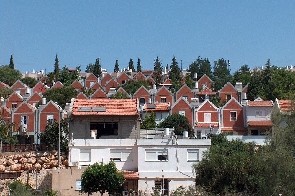 西岸地區的以色列屯墾區。（取自維基百科）