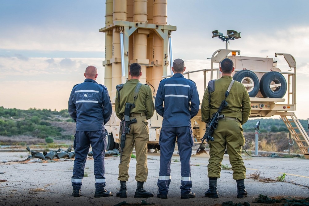 以色列「箭式」防空系統大氣層外成功攔截葉門彈道飛彈，首開人類太空實戰紀錄成功。（取自以色列空軍）