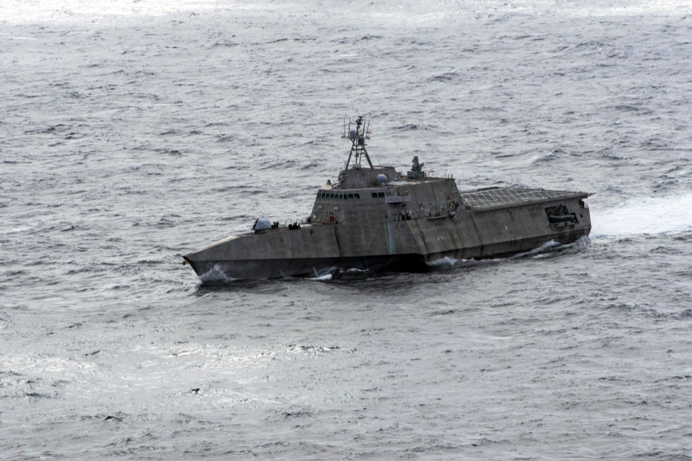 有媒體稱台灣要買美軍除役的「濱海作戰艦」，國防部指出，此事與事實不符，並無規劃，圖為美軍「蒙哥馬利號」濱海戰鬥艦在南海巡航。（取自美軍DVIDS系統）

