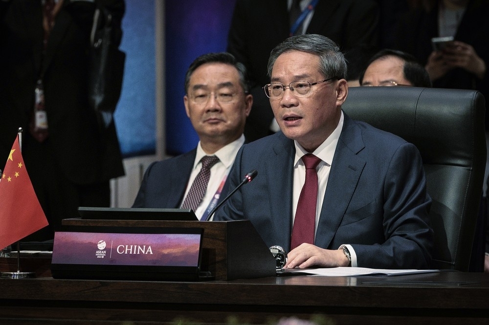 中國總理李強20日首度以中央金融委員會主任身分，主持金融相關會議。（美聯社）