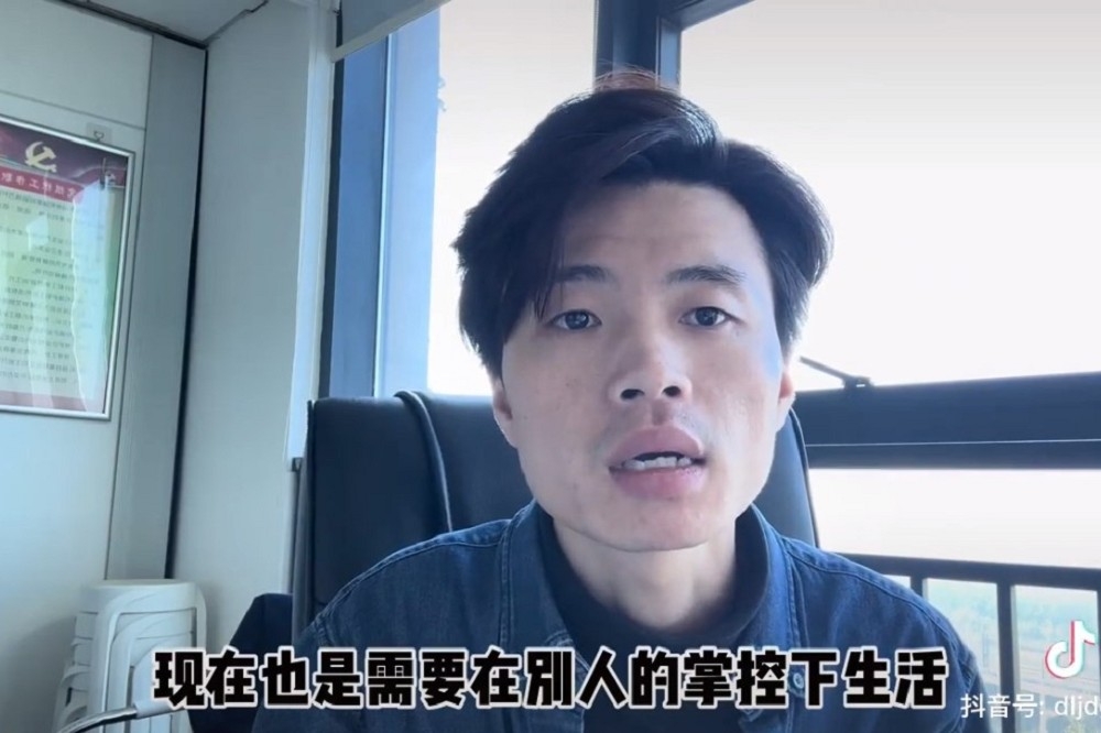 張藝亮發短影片感謝網友為他發聲，希望能恢復抖音等直播功能。（影片截圖）