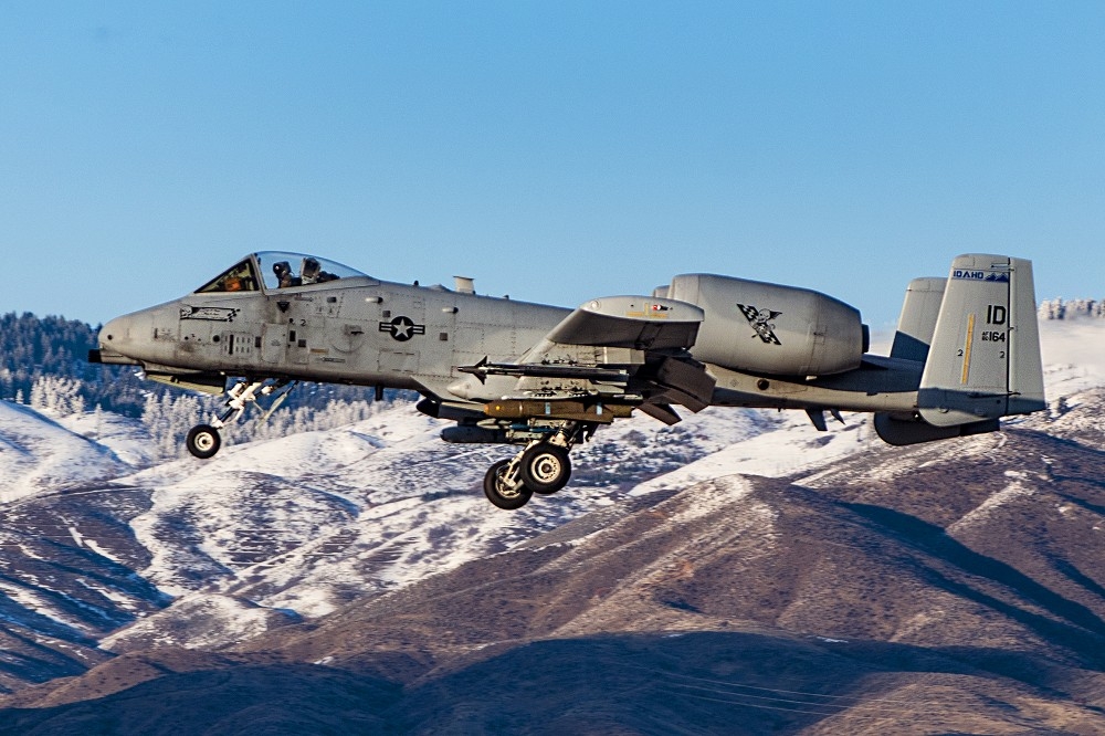 歷經多年爭取，美國國會終於同意空軍將部分A-10攻擊機退役。（取自美國空軍網站）