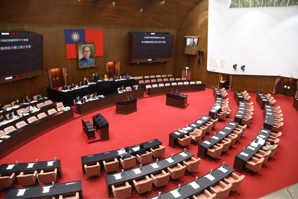 立法院院會今天（12日）表決通過民進黨團所提出的「停會案」。（資料照片／王侑聖攝）