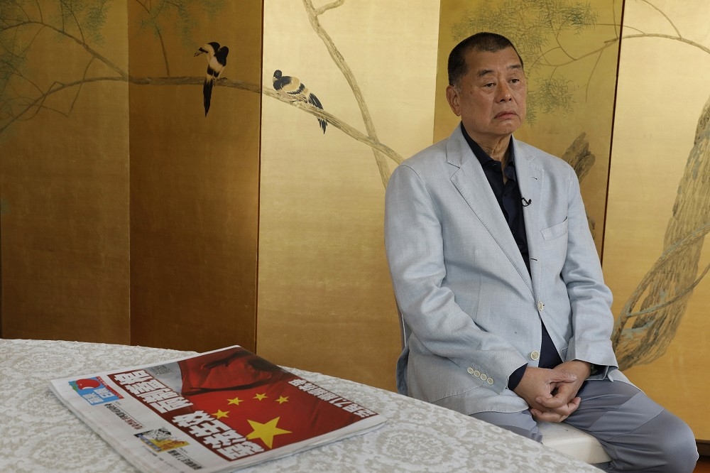壹傳媒創辦人黎智英被指控「勾結境外勢力」等罪，將於18日在香港西九龍法院開審。（美聯社）