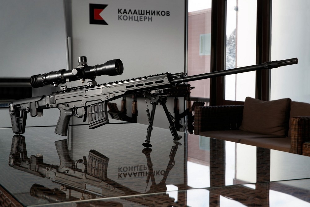 卡拉希尼可夫研制的最新型SVCh半自动狙击枪，首批量产型已交付军方，很快将出现在俄乌战场上。（取自卡拉希尼可夫网站）(photo:UpMedia)