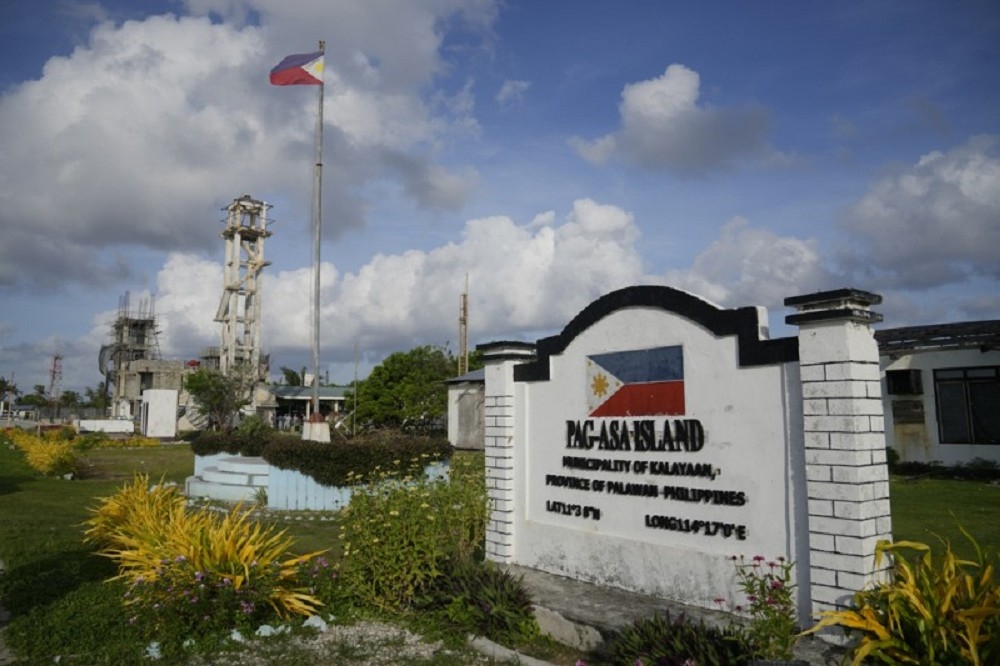 菲律賓軍方表示，將加強實質控制的南海島礁建設。圖為中業島。（資料照片／美聯社）