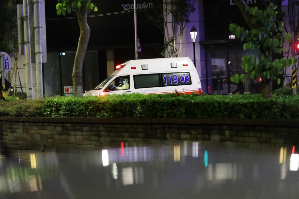 消防署公布，自1月22日，全台灣緊急救護內科OHCA（到院前心肺停止）人數92人。（資料照片／陳愷巨攝）