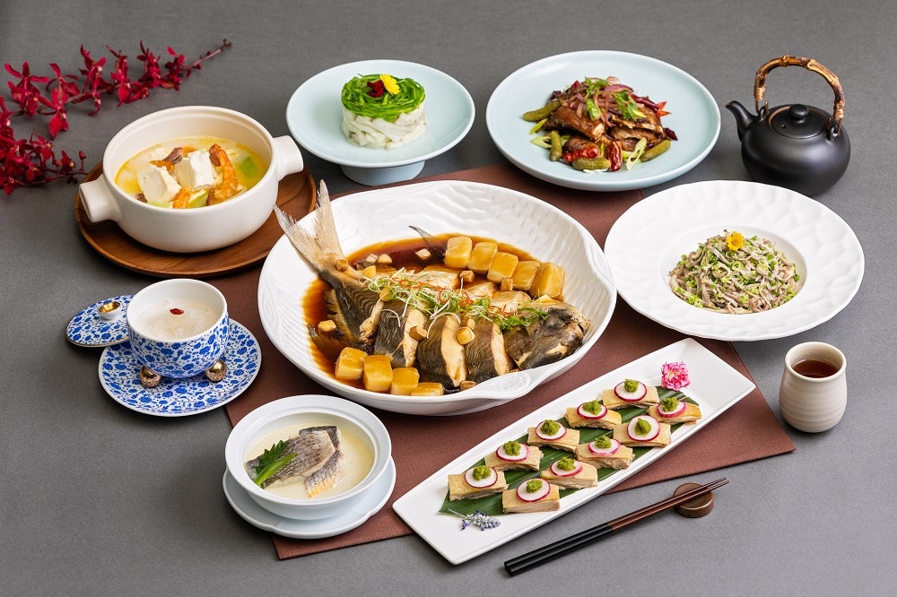 國賓中餐廳近期推出代表十種料理味型的「十味鮮」，共有 30 多道全新料理。（國賓中餐廳提供）