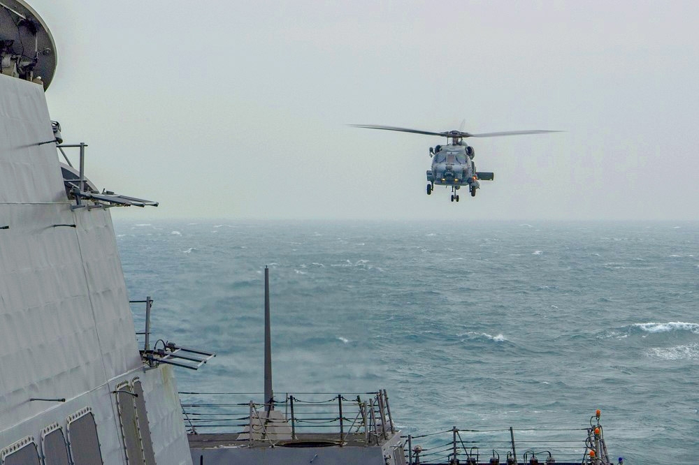 美國驅逐艦芬恩號昨天通過台灣海峽，國防部全程掌握。（資料照片／取自美國太平洋艦隊臉書）