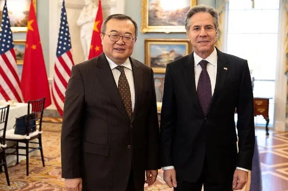 刘建超与美国国务卿布林肯12日在华府举行会谈。（取自@AmbChina2NZ）(photo:UpMedia)