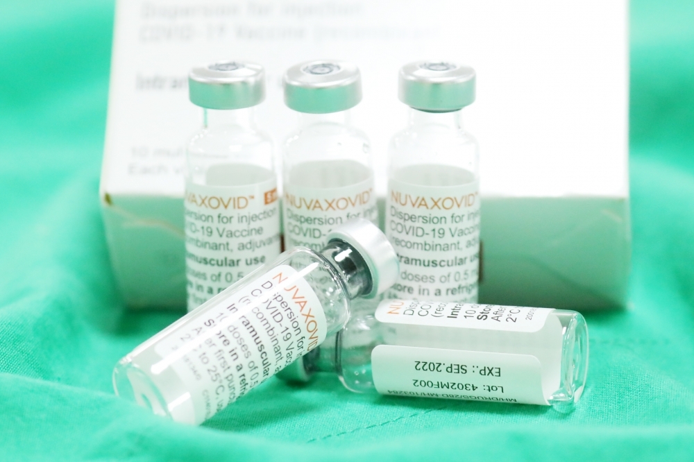 疾管署發言人羅一鈞表示，Novavax16.5萬劑換貨疫苗已抵台，預計下周送至各縣市。（資料照片／王侑聖攝）