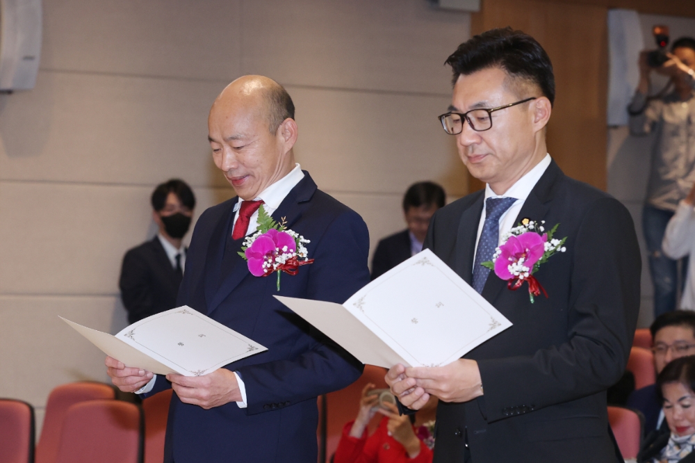 韓國瑜（左）當選立法院院長，這2天安排私人拜會行程，並未進立法院。（中華民國立法院攝影聯誼會提供）