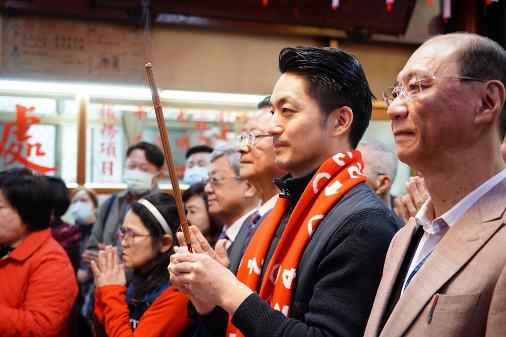 今天大年初四，台北市長蔣萬安一連排滿8間宮廟的參香行程。（取自蔣萬安臉書）