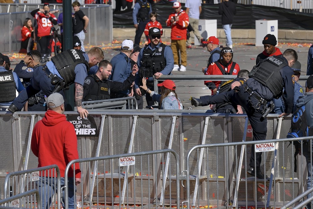 NFL酋长队封王游行发生枪击事件。（美联社）(photo:UpMedia)