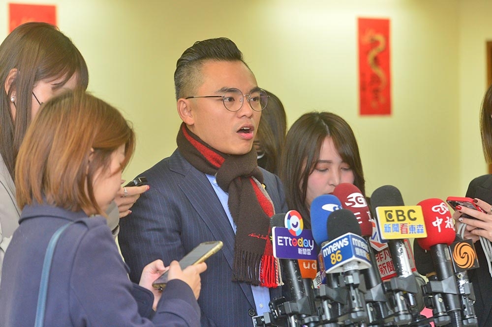 洪孟楷表示，國民黨團擬明天召開朝野協商，要求民進黨團說明瘦肉精問題。（張哲偉攝）