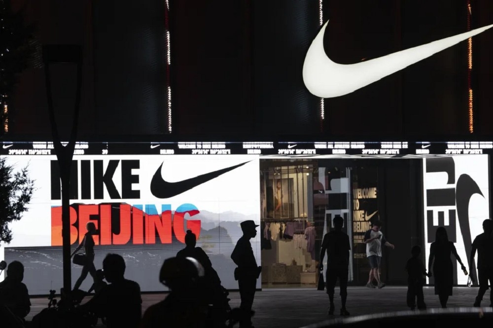 Nike成員全球消費由熱轉冷的趨勢中，宣布裁員的大企業的最新一員。（美聯社）