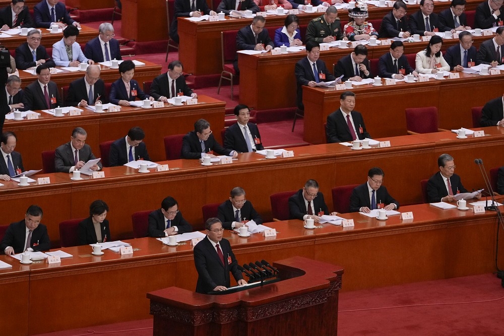 中國國務院總理李強今天在工作報告中說，預測中國今年經濟成長為5%。（美聯社）
