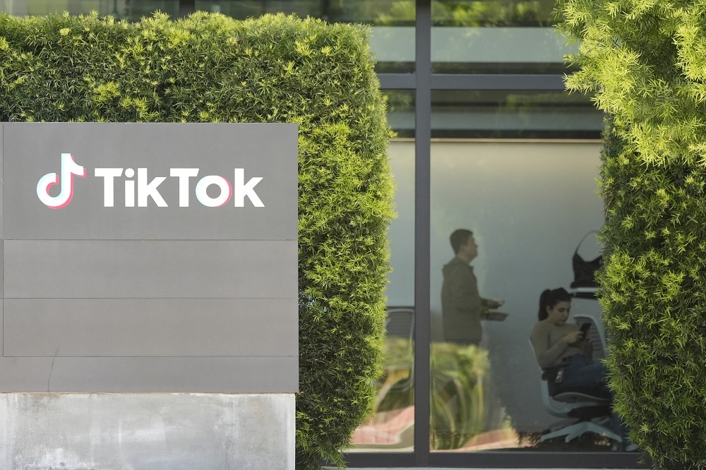 川普现在逆转总统任内的态度，对封杀TikTok一事语多保留。图为TikTok在美国加州的办公室。（美联社）(photo:UpMedia)