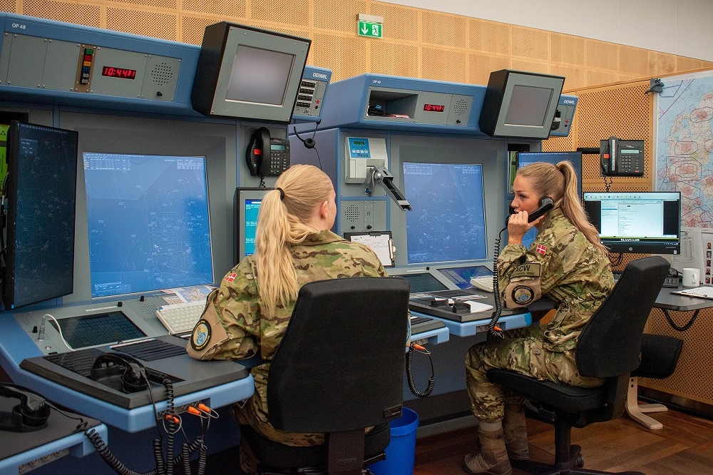 为了强化战备水准，贯彻性别平等，丹麦计画2026年开始将征兵制扩及女性，图为丹麦现役女性志愿役人员。（取自丹麦国防部FB）(photo:UpMedia)