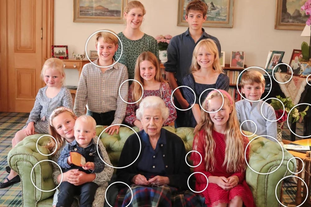 英國女王與兒孫的合照也傳出修圖疑雲。（取自CNN）