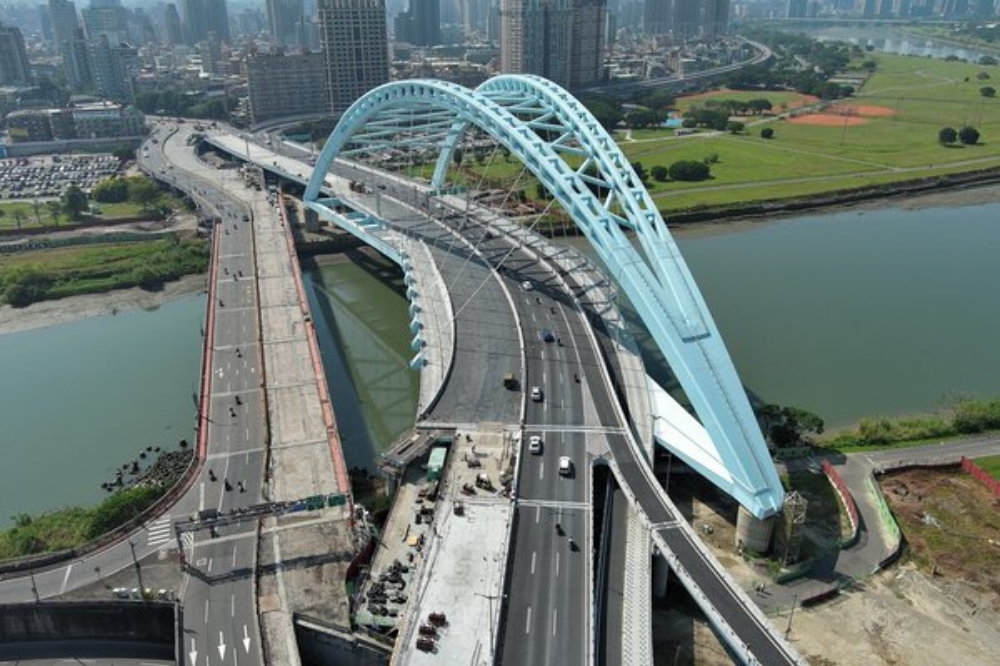 中正橋29至31日進行拆除作業，建議用路人提前改道。（台北市工務局提供）