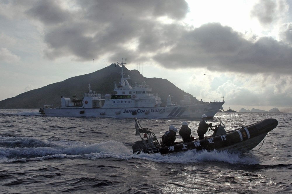 日本与美国领导人将重申钓鱼台列屿属于美日安保条约的协防范围。图为2013年日本海上保安厅船只在钓鱼台海域巡弋。（美联社）(photo:UpMedia)