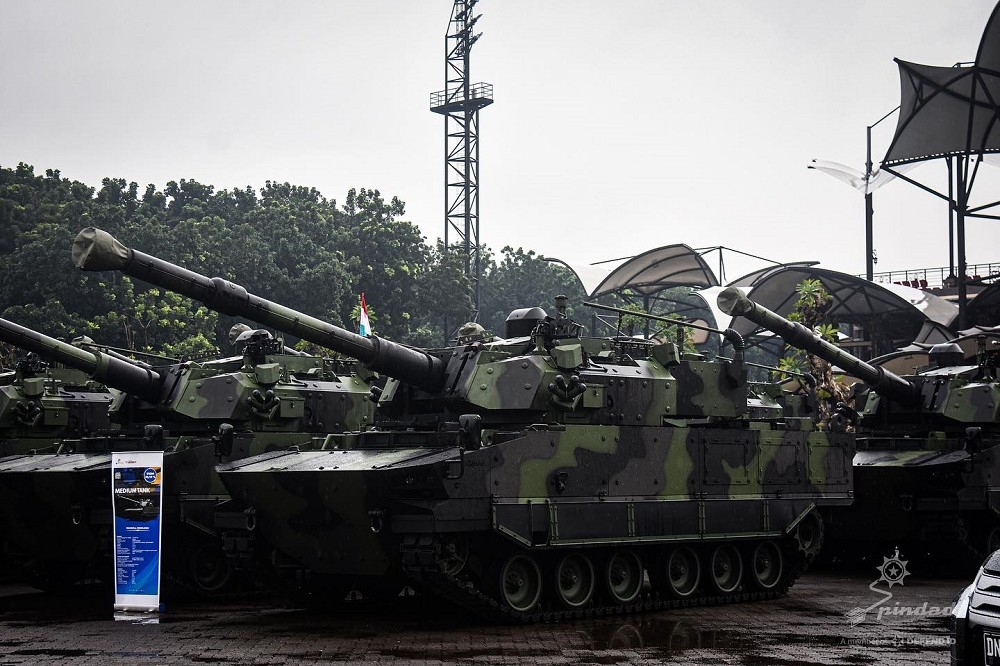 目前「卡普蘭」中型戰車僅有印尼陸軍採用，FNSS公司遠赴南美巴西展開實測，力圖打開市場。（取自PT Pindad公司）