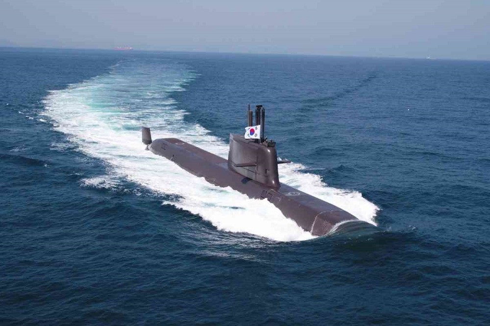 南韩最新一艘3000吨级潜舰「申采浩号」（SS-086），4日在蔚山完成交付作业，可望在年底之前成军服役。（取自DAPA网站）(photo:UpMedia)